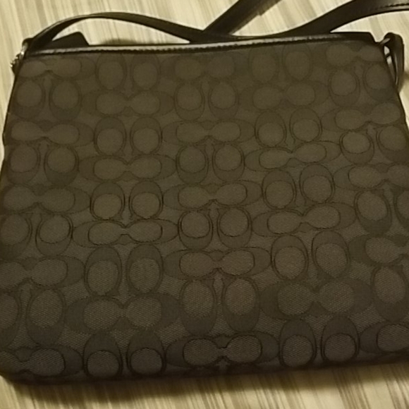 Coach Crossbody Purse - Picture 3 of 6